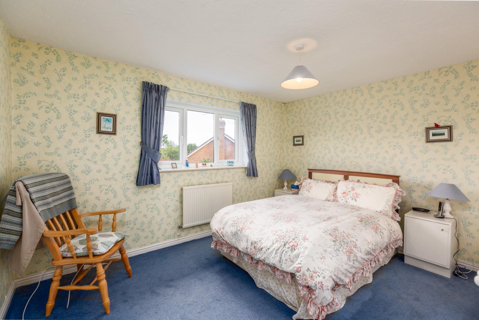 Ffordd Draenen Ddu, West Cross, Newton, Swansea, SA3 5RP
